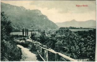 1909 Rajecfürdő, Rajecz-fürdő, Rajecké Teplice; sétány, vasút. Jassinger H. kiadása / promenade, railway