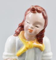 H. Ráhmer Mária (1911-1998): Lány kosárral, festett mázas kerámia, jelzett, hibátlan, m: 24 cm
