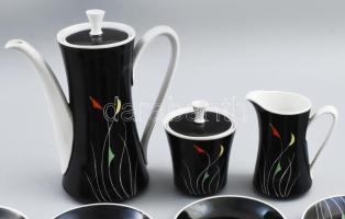 Volkstadt Leuchtenburg porcelán mokkás készlet. Matricás, jelzett, kis kopásokkal. + hozzá hat szemé...