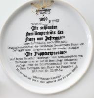 Bareuther Bavaria porcelán fali dísztányér, Franz von Defregger sorozat, "Die Puppenreparatur&q...