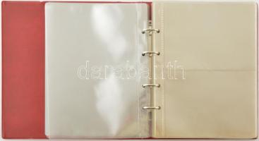 "Münz Briefe aus aller Welt" piros, plüssborítású, négygyűrűs album, 45db kettes osztású b...