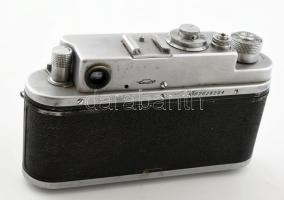 Zorkij-4 retro szovjet fényképezőgép, Jupiter 8 2/50 objektívvel, sérült eredeti bőr tokjában, jó ál...
