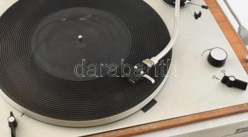 Tesla Suppraphon 440 lemezjátszó, leírással nem kipróbált