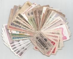 32db-os külföldi bankjegytétel T:vegyes 32pcs foreign banknote lot C:mixed