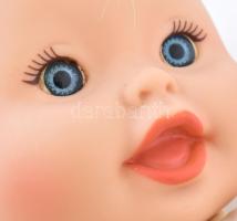 Mattel Fischer baba, jelzéssel, szép állapotban, m: 32 cm