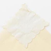 1948 Ortutay Gyula (1910-1978) néprajzkutató, vallás- és közoktatásügyi miniszter Dinnyés-kormányban...