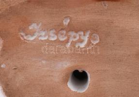 Izsépy kerámia: Pihenő őz, kézzel festett, mázas kerámia, jelzett, kopásokkal, m: 14 cm