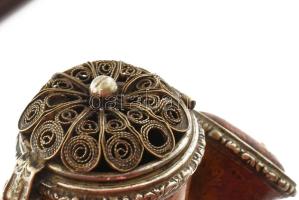 Antik tajtékpipa, díszes fém szerelékkel, néhol sérüléssel, h: 46 cm