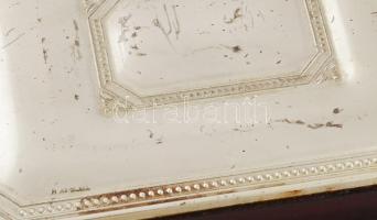 Olasz ékszertartó doboz, fém szerelékkel, belül szarvasbőr borítással, kopással, jelzéssel, 14x11x6 ...