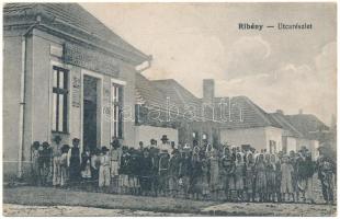 Ribény, Rybany (Trencsén, Trencín); utca, Hangya fogyasztási és értékesítő szövetkezet üzlete / Potravny spolok / cooperative shop (fl)