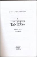 A tehetségesek tanítása. Szerk. és ford.: Tóth László. Debrecen, 1998, Kossuth Egyetemi Kiadó. Kiadó...