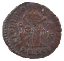 Római Birodalom / Siscia / I. Valentinianus 364-375. AE3 (2,33g) T:XF Roman Empire / Siscia / Valent...