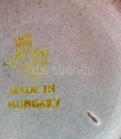 Zsolnay eozin nőalakos váza, kis gyári mázhibával, egyébként hibátlan, pajzspecsétes, m: 24,5