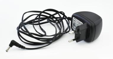 Digitális időjárásjelző, töltővel, 18x10 cm