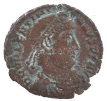 Római Birodalom / Siscia / I. Valentinianus 364-367. AE3 (2,65g) T:VF Roman Empire / Siscia / Valentinianus I 364-367. AE3 "DN VALENTINI-[AN]VS PF AVG / SECVRITAS REIPVBLICAE - R dot M dot - dot SISC" (2,65g) C:VF