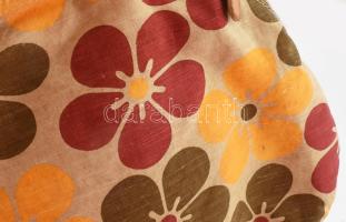 Design női táska, jó állapotban, 45x35 cm