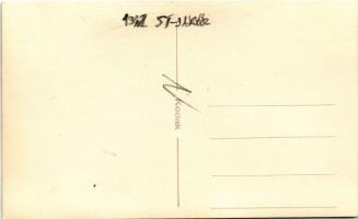 1942 Magyar katonai síjárőrök / WWII Hungarian military ski patrols. photo