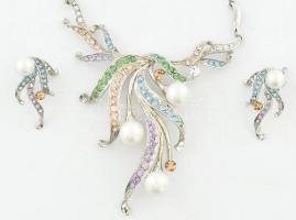 Orvosi fém nyaklánc + fülbevaló pár, tekla gyöngy és színes berakásos díszítéssel, jó állapotban