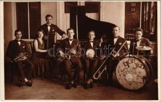 1930 Nagyvárad, Oradea; Lyon Jazz zenekar / music band. photo