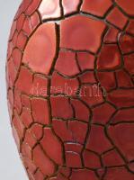 Zsolnay repesztett ökörvér színű eozin mázas porcelán váza, jelzett, 1960 körül, kis mozaikdarab-hiá...