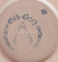 Gerz vadászmintás söröskorsó, steinzeug, vadászjelenettel és vadászó puttós jelenettel díszített, je...