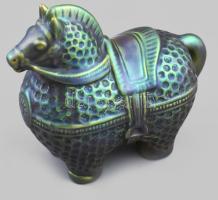 Zsolnay kisplasztika - Felnyergelt ló. Terv: Nádor Judit. Trébelt felület idéző, savmaratott felület...