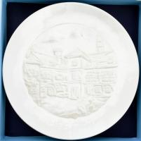 Herendi Porcelángyár litofán emléktányér, fehér mázas/biszkvit, jelzett, hibátlan,d: 19 cm Eredeti dobozában