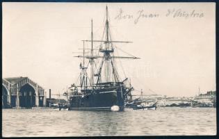 cca 1900 S.M.S. Don Juan d'Austria, (~1875-~1919) fotólap / S.M.S. Don Juan d'Austria, seen here from the bow, is moored across from the Pola Arsenal's twin bays. Black-and-white photograph (horizontal). 14x9 cm