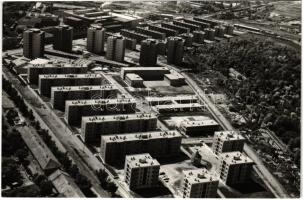 1970 Kecskemét, panel lakótelep látkép. Foto: Járai MTI. Képzőművészeti Alap Kiadóvállalata