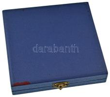 ~1980. "A Megyei Polgári Védelem fejlesztéséért" egyoldalas bronz emlékérem, nem eredeti d...