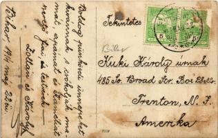 1914 Bihar, Biharia; iskola udvara tanulók csoportképével / school yard, group photo (fl)