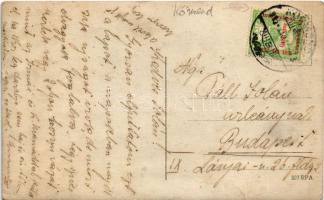 1915 Körmend, sérült katonák csoportképe a kórház udvarán, nővérek. photo (EK)