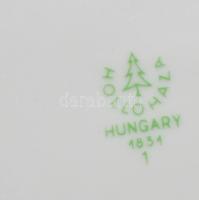 Hollóházi 7 darab kisebb porcelán tárgy, gyűszűk, minivázák, bonbonier, tál. Jelzéssel, kis kopással