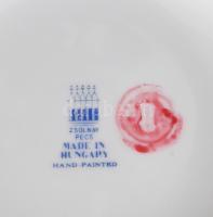 Zsolnay piros virág mintával díszített váza, fodros peremrésszel, jelzéssel, hibátlan, m: 18 cm