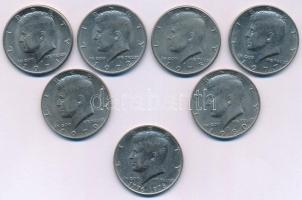 Amerikai Egyesült Államok 1971D-1980P 1/2$ Cu-Ni "Kennedy" (7xklf évszám és/vagy verdejel) közte 1976. 1/2$ Cu-Ni "A függetlenség 200. évfordulója (Bicentenárium)" T:AU,XF karc USA 1971D-1980P 1/2 Dollar Cu-Ni "Kennedy" (7xdiff year of mintage and/or mintmark) with 1976. 1/2 Dollar Cu-Ni "Bicentennial" commemorative coin in it C:AU,XF scratch