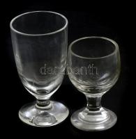 2 darab szecessziós pohár, vastag anyagú, jelzés nélkül, kopással, m: 11,5-14 cm