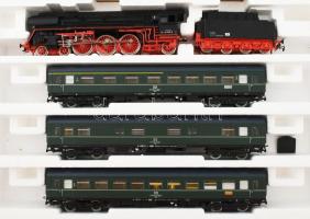 Piko BR 01 5 mit Schnellzug mozdony szett, jó állapotban, dobozában