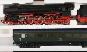 Piko BR 01 5 mit Schnellzug mozdony szett, jó állapotban, dobozában