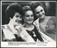 8 db MTI fotó sport témában. Magyar és külföldi sportolók, úszás, torna,. vívás 24x18 cm