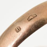 14K arany (Au) pecsétgyűrű jelzett, mesterjegyes, koronás címer kerettel vésve, címer nélkül m: 64, ...