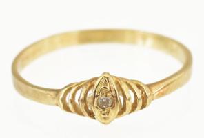 14K arany (Au) gyűrű jelzett, m: 58, 1,36 g