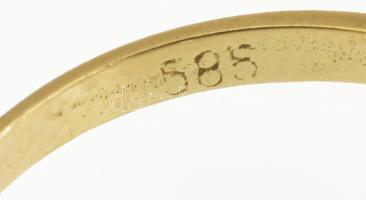 14K arany (Au) gyűrű jelzett, m: 58, 1,36 g
