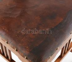 Antik szecessziós szék, 2 db, fa, bőrrel bevont, jó állapotban. 43x44x92 cm