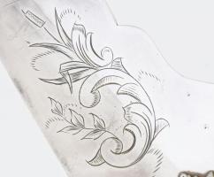 Ezüst (Ag) süteményes kanál, jelzéssel, javított, h: 28,5 cm, bruttó: 99 g