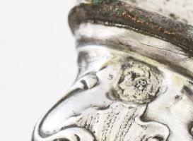 Ezüst (Ag) nyelű kés, jelzéssel, h: 20,5 cm, bruttó: 44 g