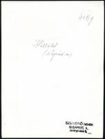 cca 1930-1940 Szendrő István (1908-2000): Fiatal pár hollókői népviseletben, pecséttel jelzett fotó,...