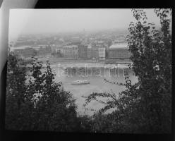 cca 1920 és 1980 között készült felvételek, különféle hagyatékokból 600 db vintage NEGATÍV vegyesen ...