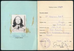 1977 Újságírói képesítésről kiállított oklevél, 20+5 Ft illetékbélyeggel + 1976 MUOSZ Oktatási Igazg...