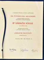 1982 Bp., a Budapesti Műszaki Egyetem alapításának 200. évfordulója alkalmából adományozott jubileumi oklevél, az egyetem épületét ábrázoló rézkarccal illusztrálva, aláírásokkal, szárazbélyegzővel. Eredeti nylon mappában.