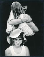 cca 1987 Baksa Ferenc kaposvári fotóművész vintage fotóművészeti alkotása, feliratozva (Szituáció), ezüst zselatinos fotópapíron, 23,5x18 cm